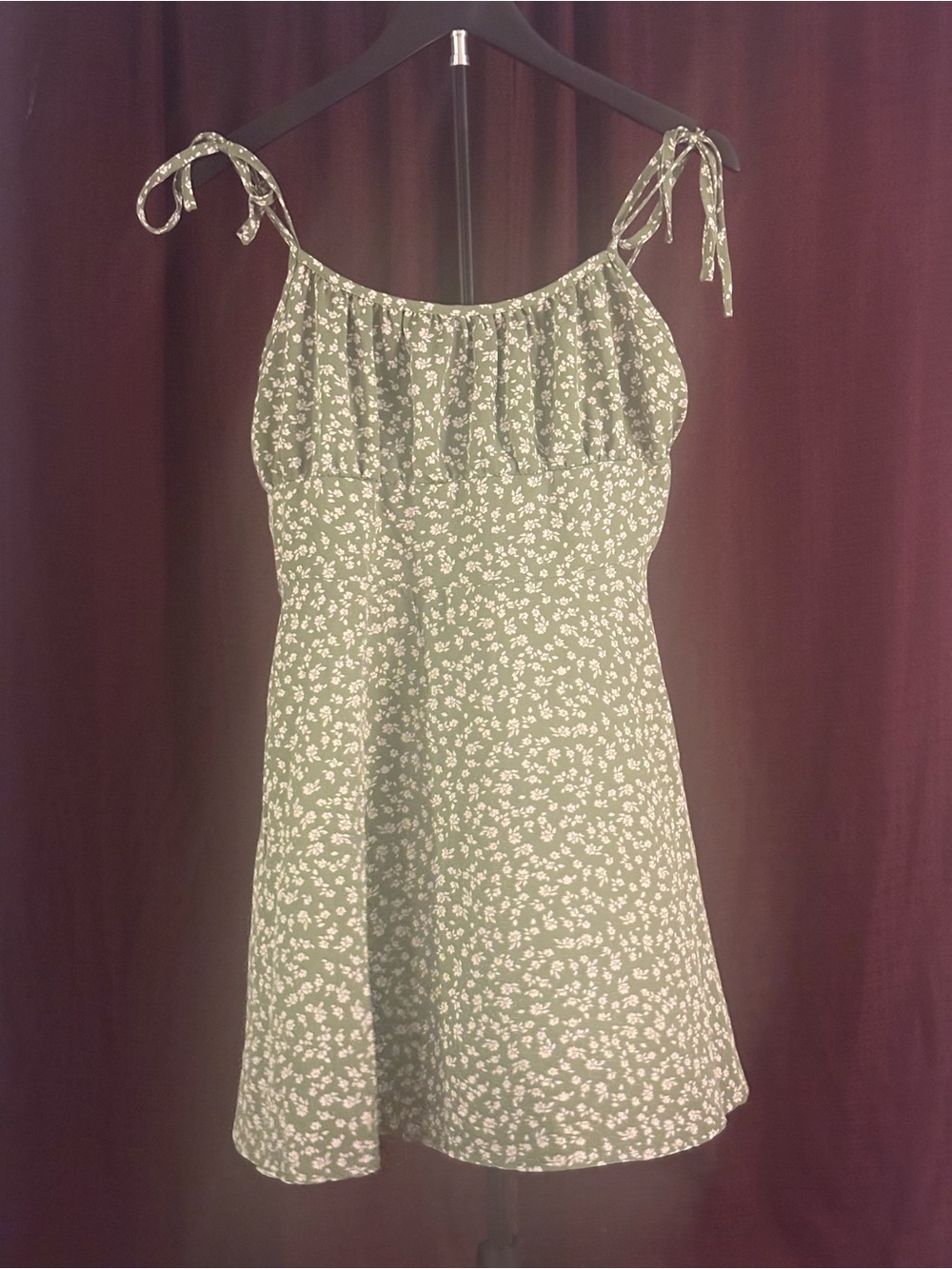 SHEIN Light Green Floral Summer Dress